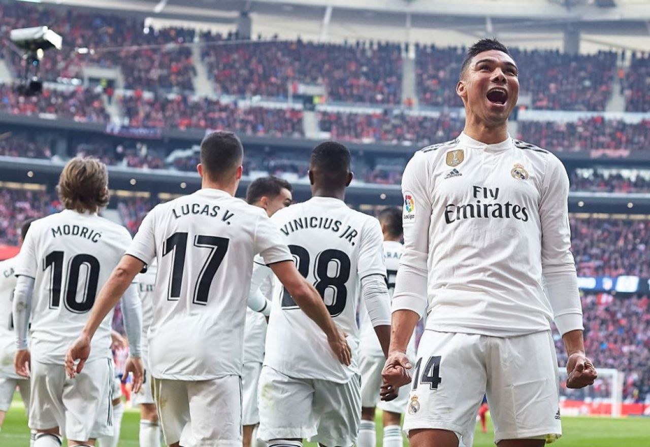 Salariul uriaș oferit de Manchester United lui Casemiro. Ar deveni al patrulea cel mai bine plătit jucător din Premier League_1