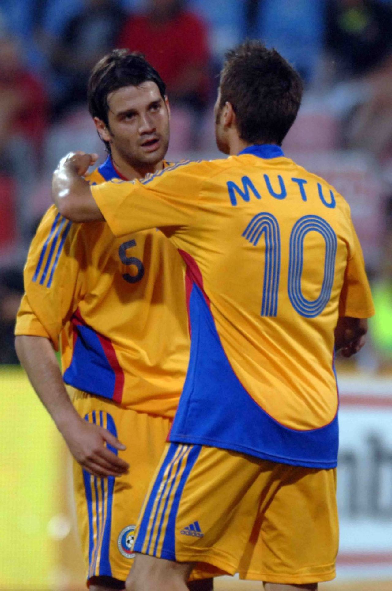 „A fost o prietenie sau o rivalitate între voi?” Răspunsul sincer al lui Adi Mutu, referitor la relația cu Cristi Chivu_3