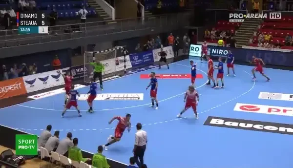 Dinamo - Steaua | Reușită "extraterestră" în Polivalentă