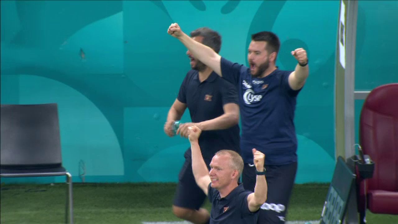 Lui Dică nu i-a venit să creadă! Reacția antrenorului de la FCSB, după al doilea gol al lui Viking_6