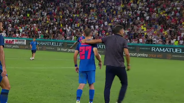 Imaginile care nu s-au văzut la TV: ce a făcut Nicolae Dică pe teren, imediat după FCSB - Viking_7