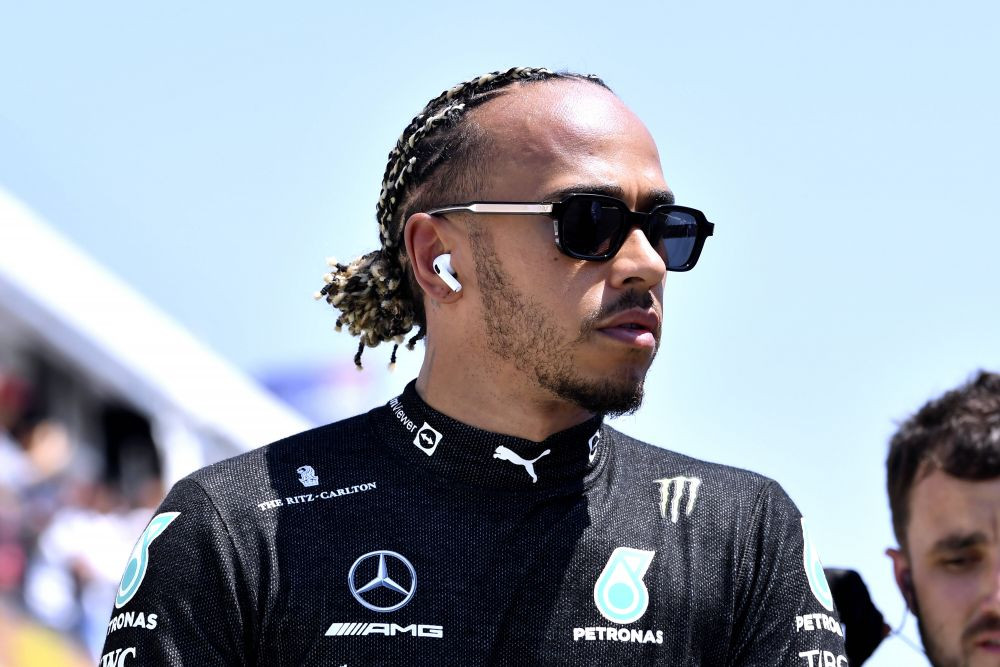 Ce avere a str&acirc;ns Lewis Hamilton p&acirc;nă la 37 de ani