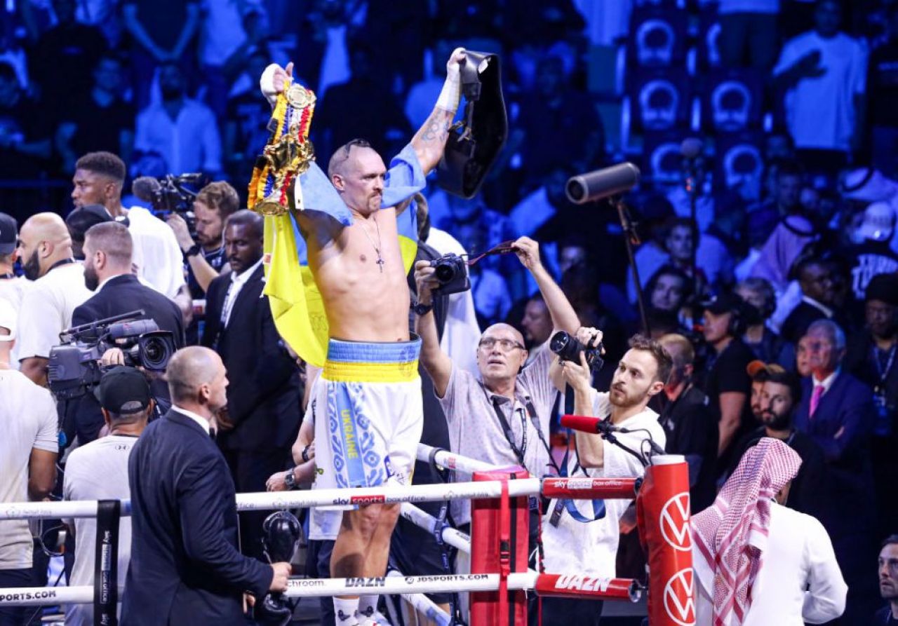 Mesajul lui Volodimir Zelenski pentru Oleksandr Usyk după victoria răsunătoare în fața lui Anthony Joshua_6