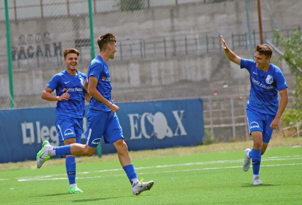 Farul a învins Dinamo, în prima etapă a Ligii de Tineret. La meci au asistat Burleanu și mai mulți oficiali FRF_7