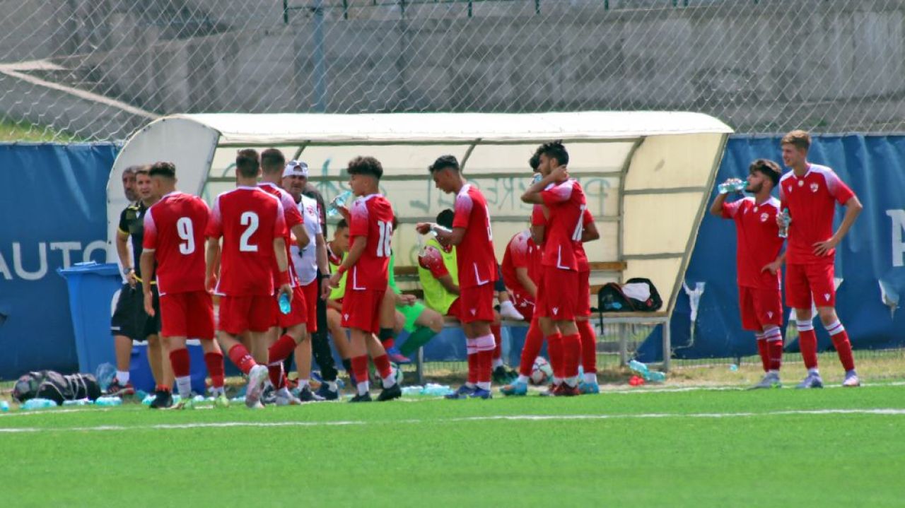 Farul a învins Dinamo, în prima etapă a Ligii de Tineret. La meci au asistat Burleanu și mai mulți oficiali FRF_12