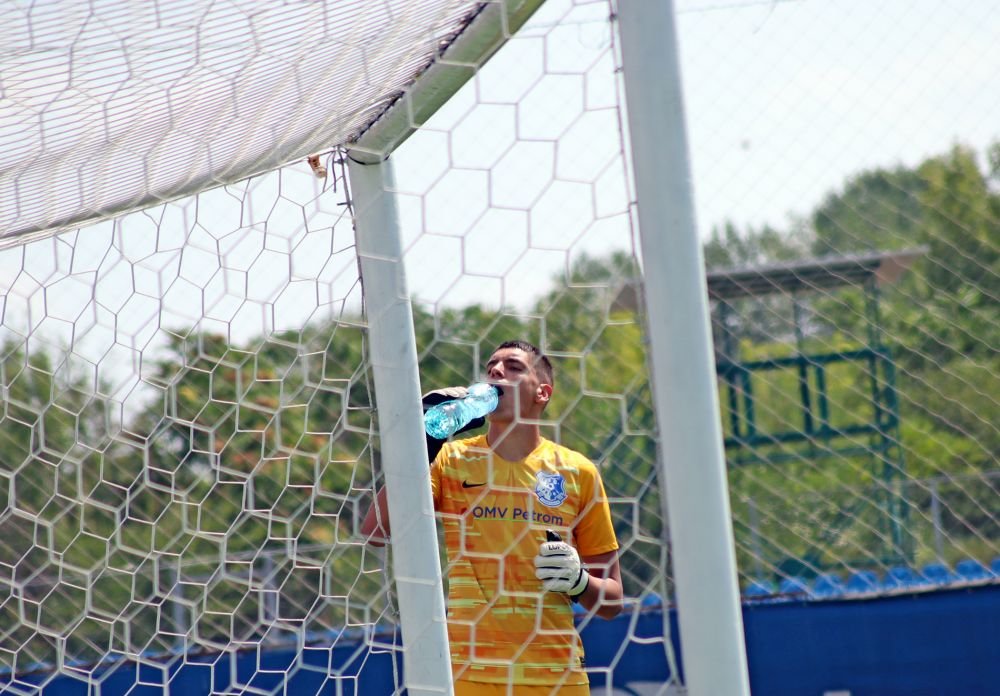 Farul a învins Dinamo, în prima etapă a Ligii de Tineret. La meci au asistat Burleanu și mai mulți oficiali FRF_38