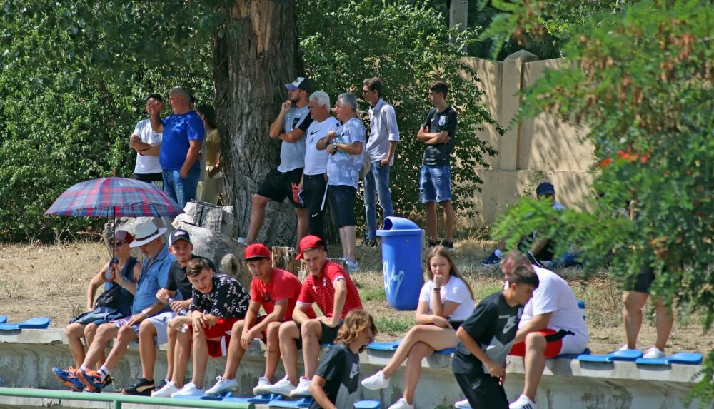 Farul a învins Dinamo, în prima etapă a Ligii de Tineret. La meci au asistat Burleanu și mai mulți oficiali FRF_43