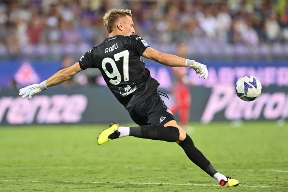 Ce i-a transmis antrenorul lui Cremonese lui Ionuț Radu, după gafa din meciul cu Fiorentina_4