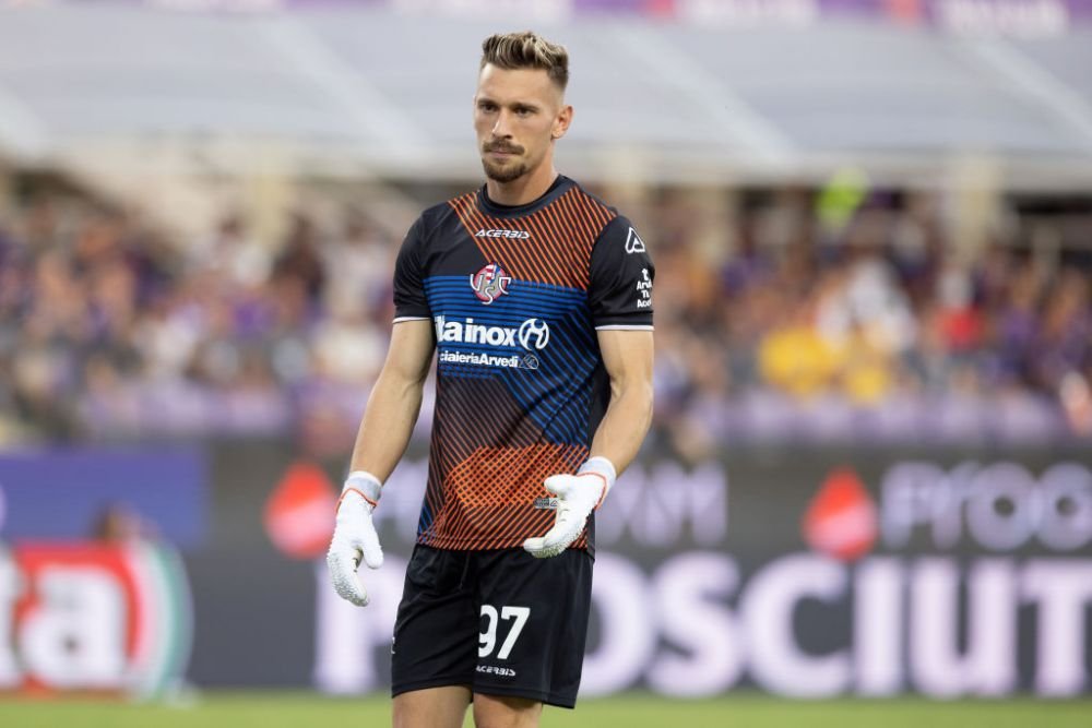 Ce i-a transmis antrenorul lui Cremonese lui Ionuț Radu, după gafa din meciul cu Fiorentina_8