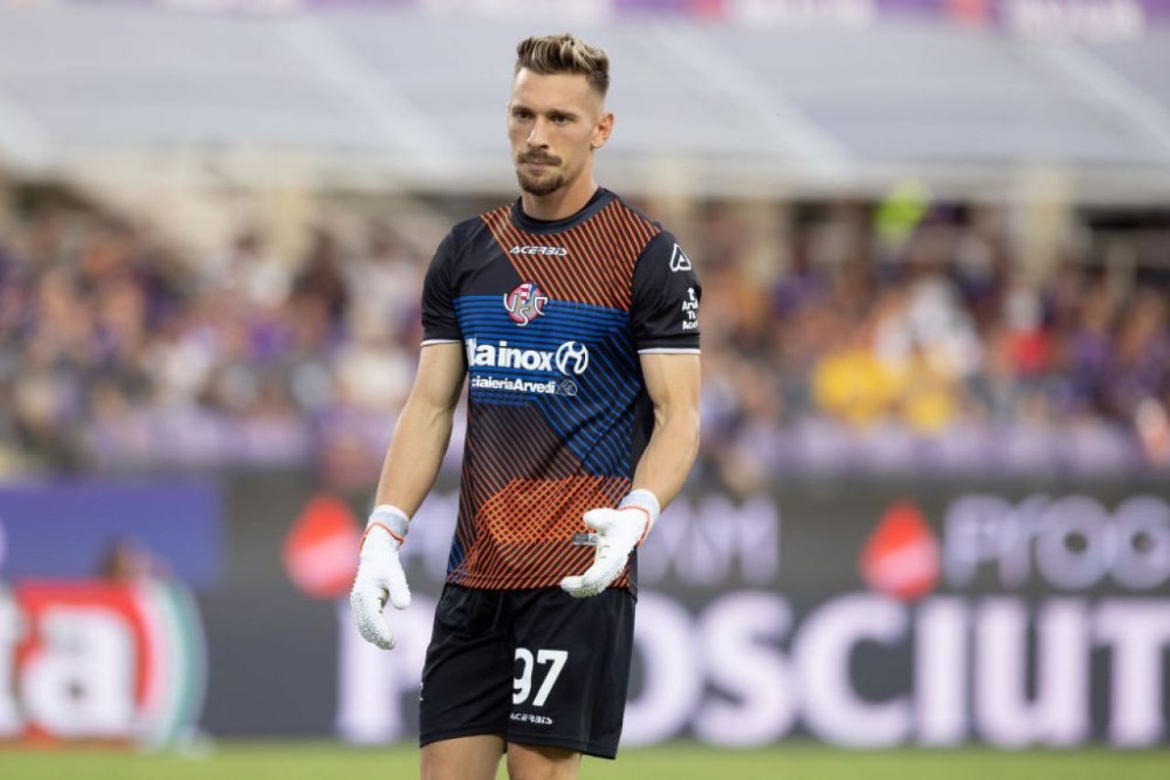 Ce i-a transmis antrenorul lui Cremonese lui Ionuț Radu, după gafa din meciul cu Fiorentina_8