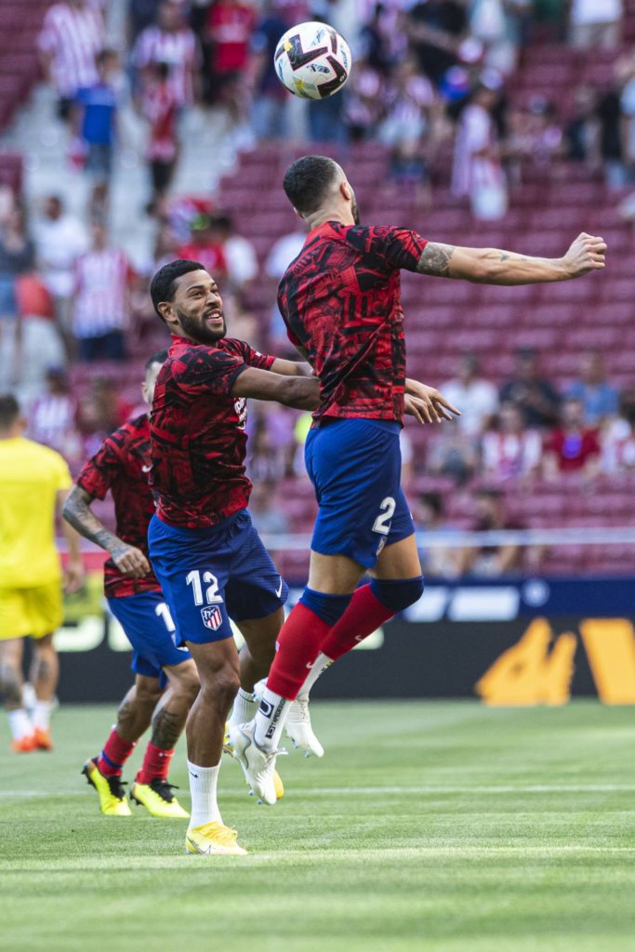 Imagini șocante! Mario Hermoso, gata să sară la bătaie cu propriii fani după înfrângerea cu Villarreal _3