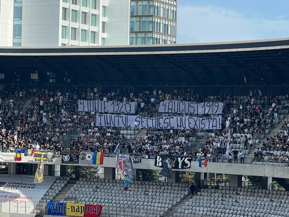Colțescu a oprit meciul U Cluj - Sepsi din cauza scandărilor la adresa Ungariei! Jucătorii, trimiși la vestiare_12