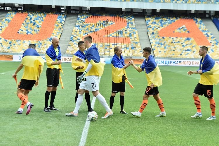 Campionatul de fotbal din Ucraina s-a reluat! Șahtior Donețk a jucat în primul meci, disputat în capitala Kiev_9