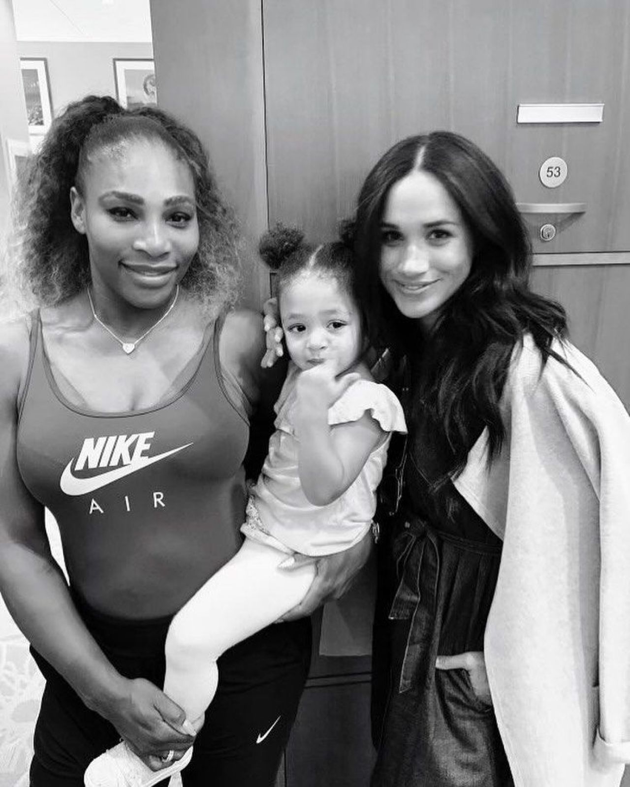 Serena Williams, prima invitată la podcastul lui Meghan Markle: Ducesa de Sussex a lansat emisiunea_21