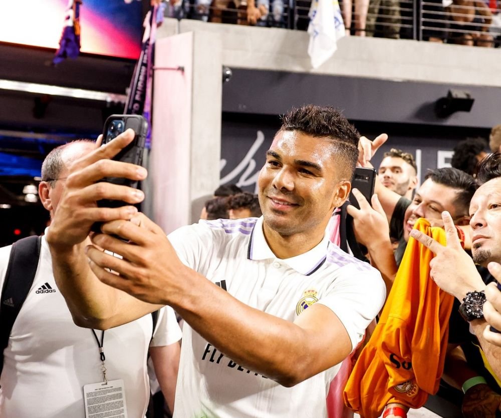 Marea curățenie de vară! Real Madrid și FC Barcelona au pus pe liber mai mult dec&acirc;t au cumpărat &nbsp;