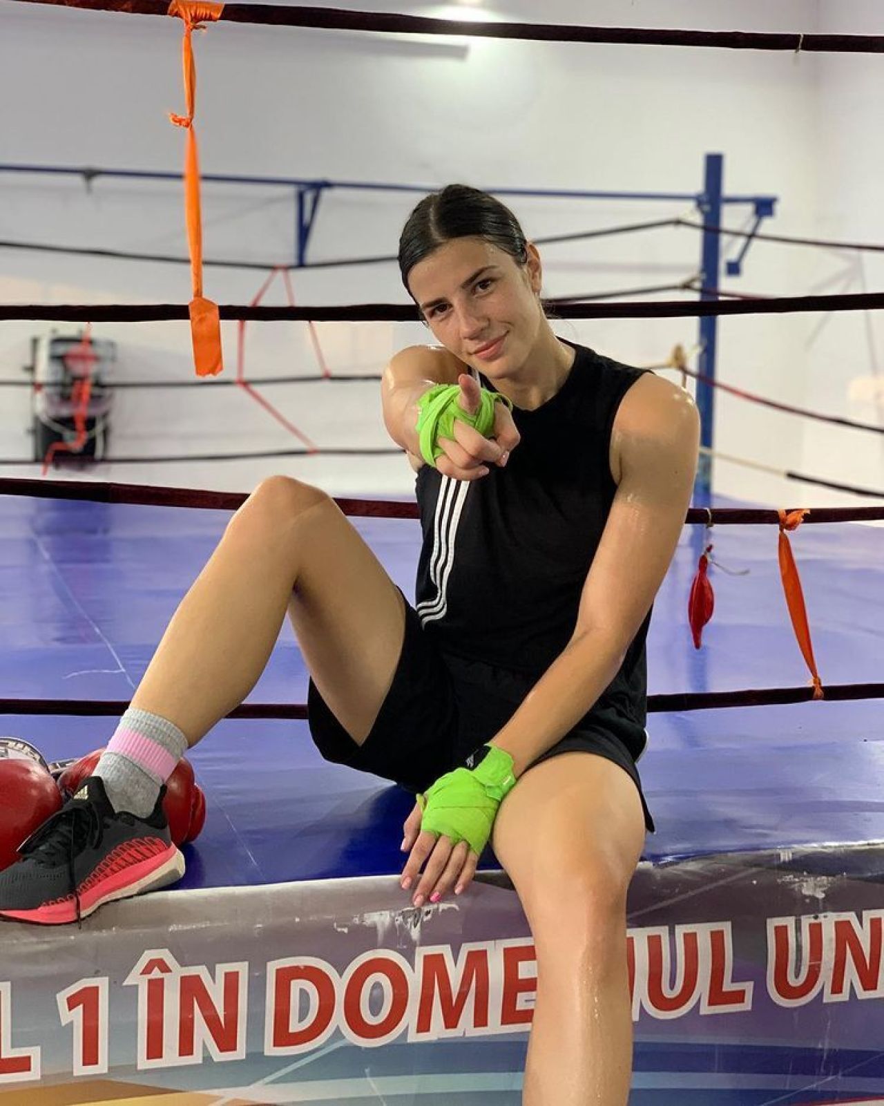 Cea mai frumoasă pugilistă din România s-a retras din activitate la doar 25 de ani! Cu ce se ocupă acum_30