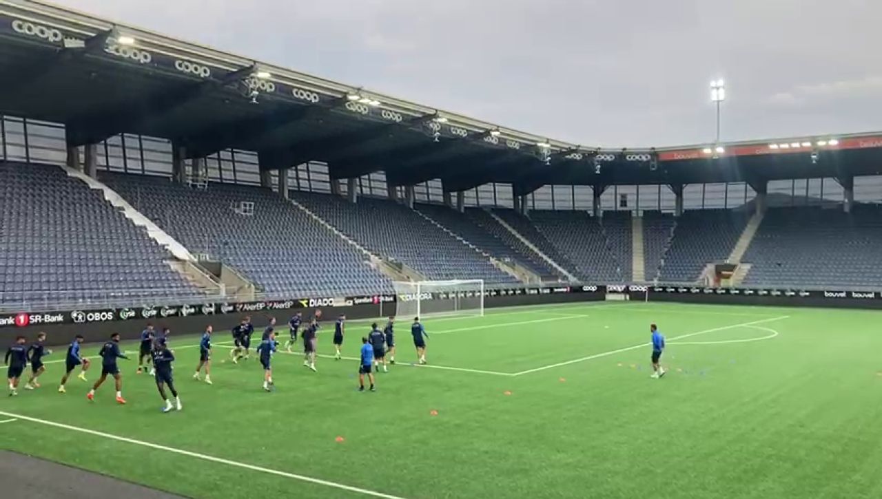 FCSB a efectuat ultimul antrenament înaintea meciului cu Viking! Cum s-au descurcat băieții lui Rădoi pe sinteticul din Norvegia_7