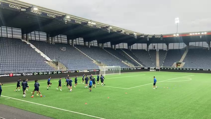 FCSB a efectuat ultimul antrenament înaintea meciului cu Viking! Cum s-au descurcat băieții lui Rădoi pe sinteticul din Norvegia_10