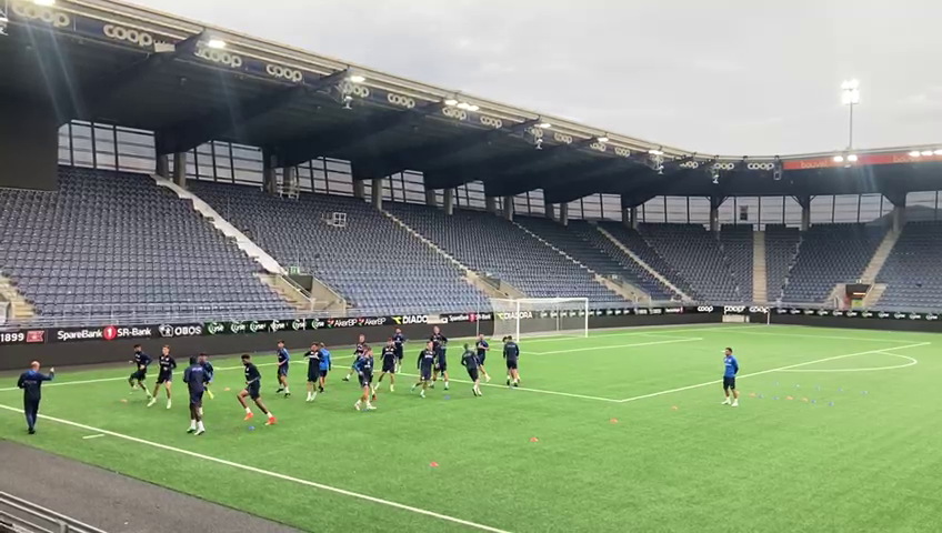 FCSB a efectuat ultimul antrenament înaintea meciului cu Viking! Cum s-au descurcat băieții lui Rădoi pe sinteticul din Norvegia_15