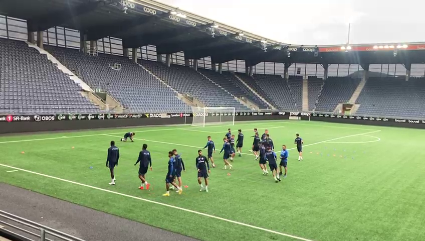 FCSB a efectuat ultimul antrenament înaintea meciului cu Viking! Cum s-au descurcat băieții lui Rădoi pe sinteticul din Norvegia_16