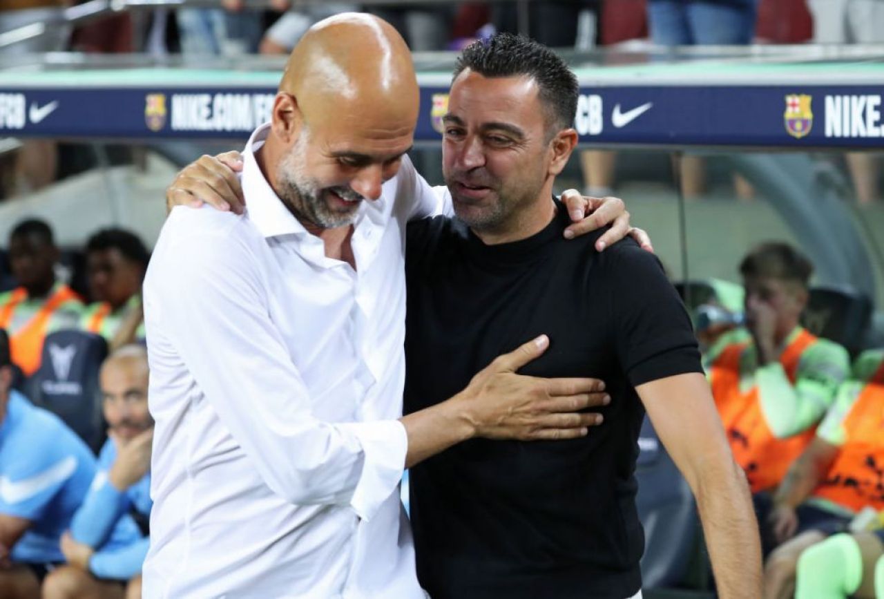 Xavi Hernandez și Pep Guardiola, conferință la comun după amicalul caritabil! Antrenorii au vorbit de Bernardo Silva: „Îi place Barcelona!” _3