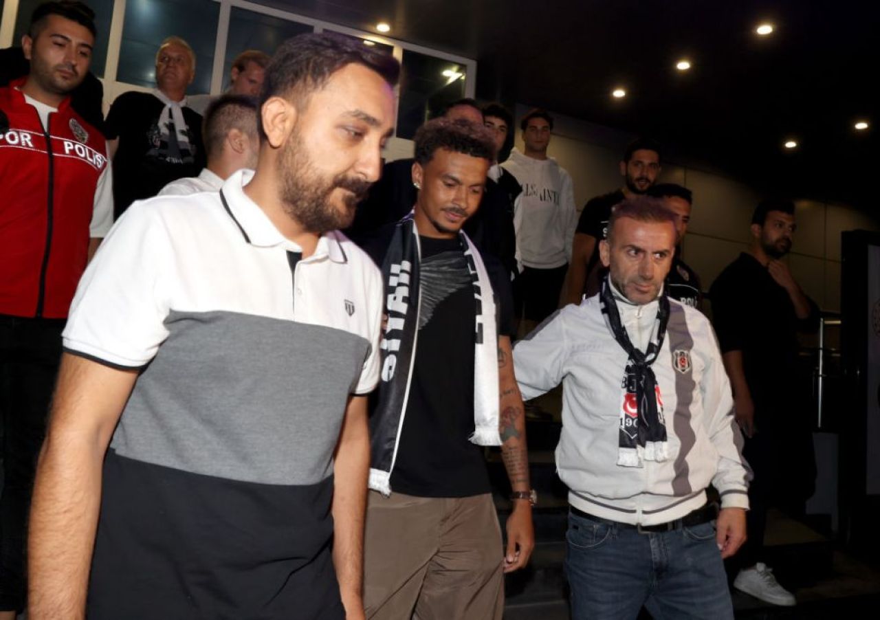 Dele Alli a plecat de la Everton și s-a înțeles cu noua sa echipă! Fanii l-au așteptat la aeroport_8