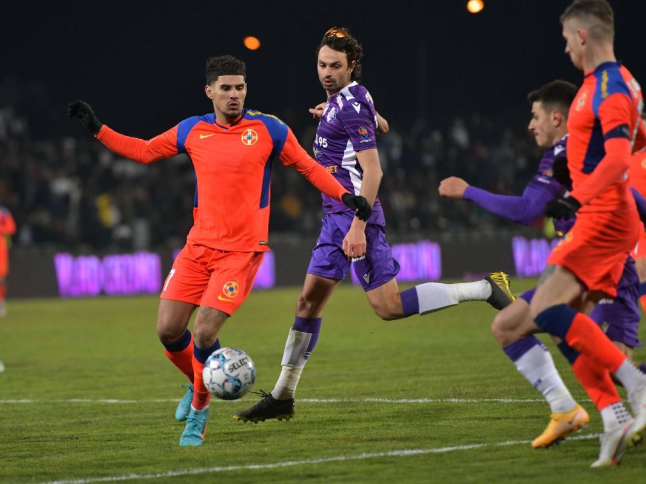 Viking - FCSB 1-3 | Florinel Coman, reacție de căpitan în urma calificării: „Am venit să dăm dovadă de caracter”_12