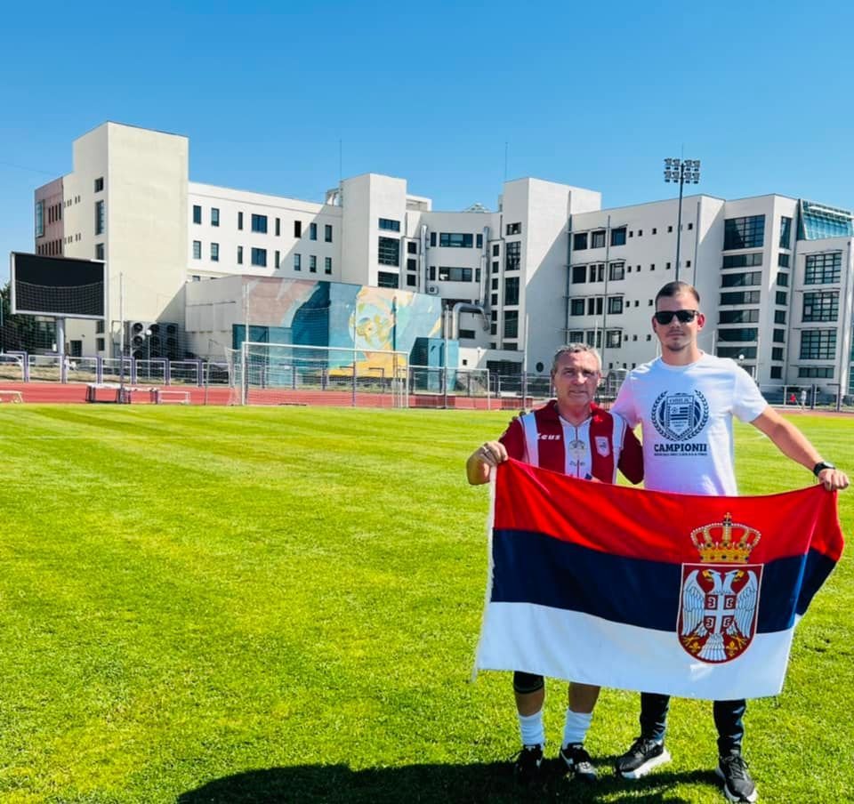Tricolorul cu un meci și un gol la națională a marcat la 58 de ani cu o super-execuție în prima etapă a campionatului!_3