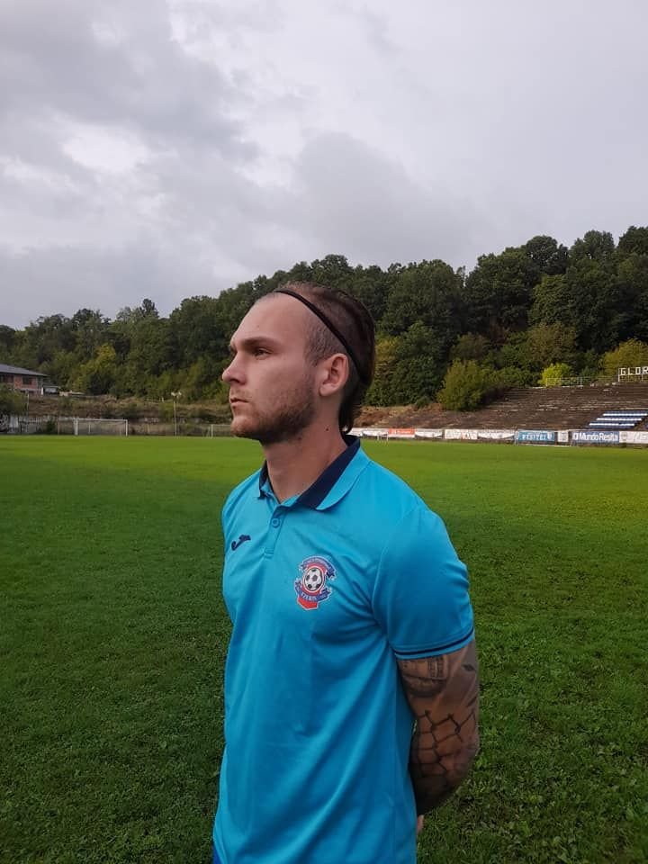 Turnul Babel: echipa de fotbal din România cu patron japonez a transferat din Costa Rica un american de origine germană _4