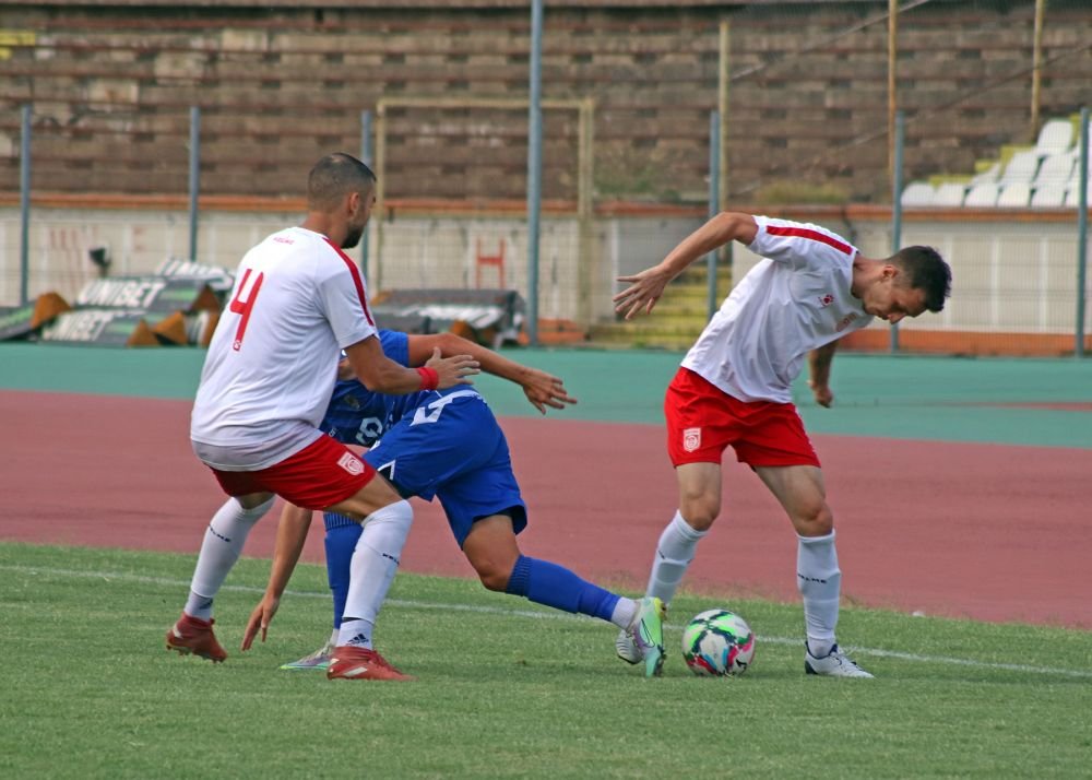 CS Dinamo, victorie dramatică cu rivala la promovare, în primul meci jucat în Liga 3!_5