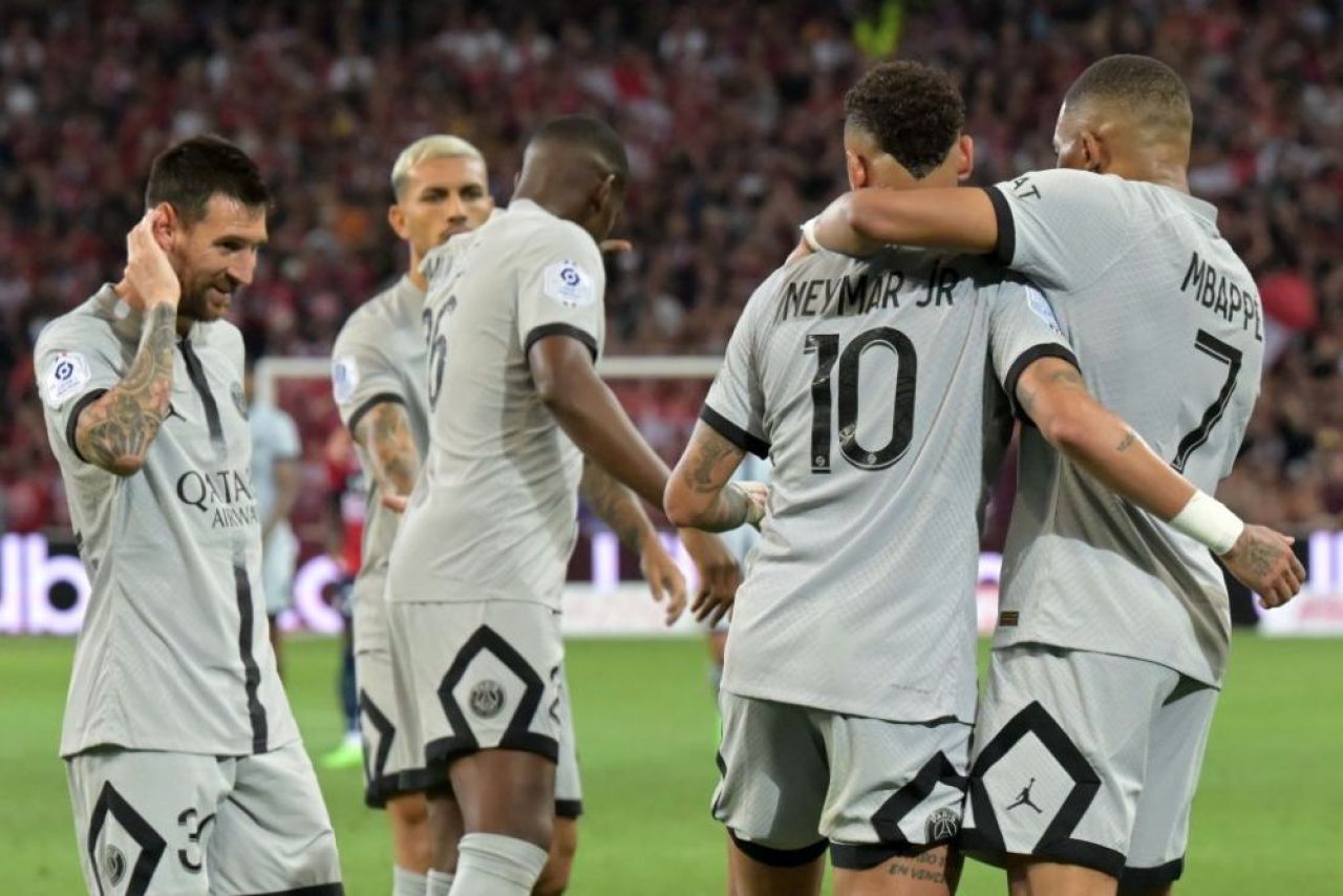 Neymar a bătut penalty-ul lui PSG împotriva lui Monaco, în ciuda faptului că Mbappe a fost desemnat primul executant_2