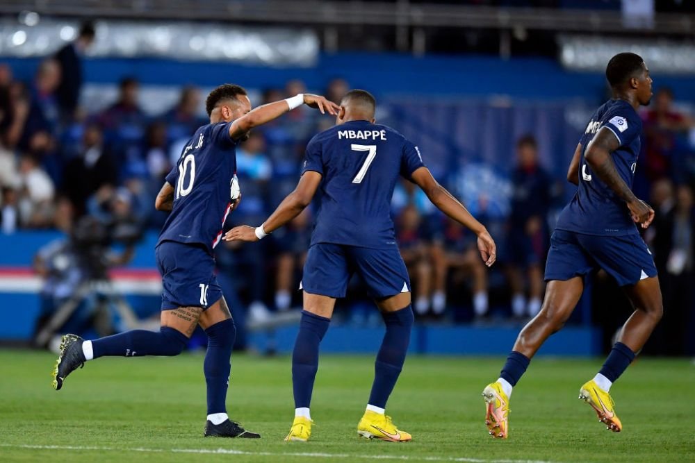 Neymar a bătut penalty-ul lui PSG împotriva lui Monaco, în ciuda faptului că Mbappe a fost desemnat primul executant_5