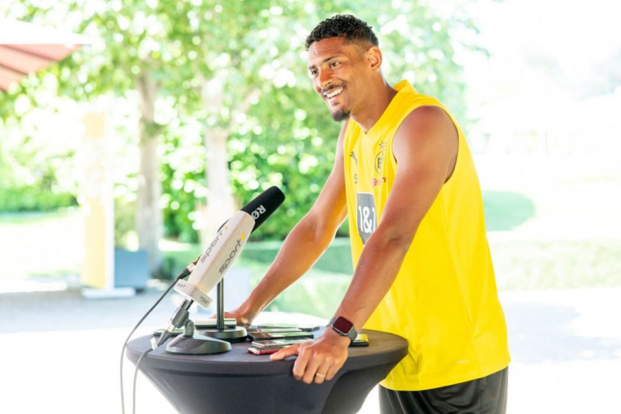 Vești îmbucurătoare de la Haller după depistarea cancerului! Ce a declarat atacantul lui Dortmund_6