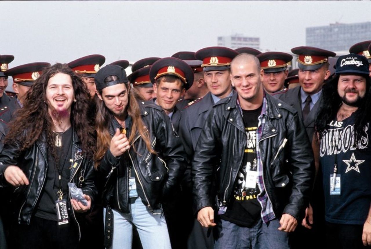 A murit Mihail Gorbaciov, ultimul conducător al URSS. Perestroika, glasnost, fotbal, Metallica și Pantera_8