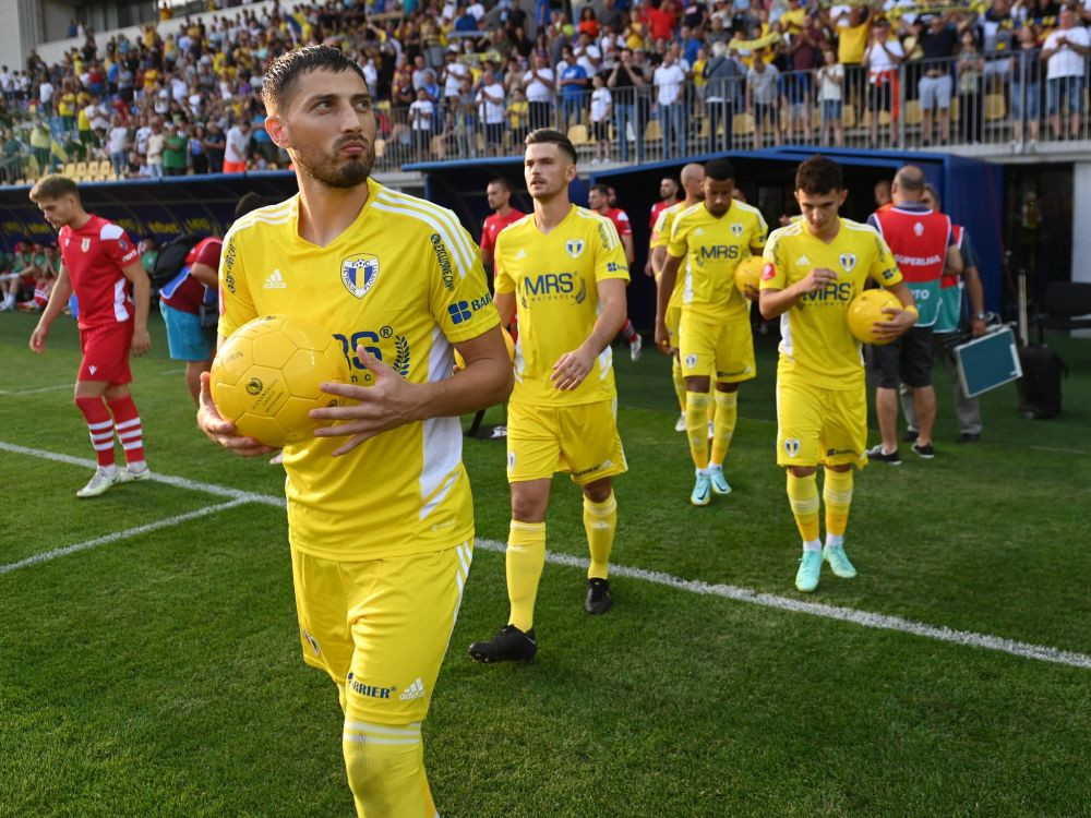 Chindia T&acirc;rgoviște - Petrolul 2-3. Meci nebun la Ploiești: echipa lui Nae Constantin urcă pe podium