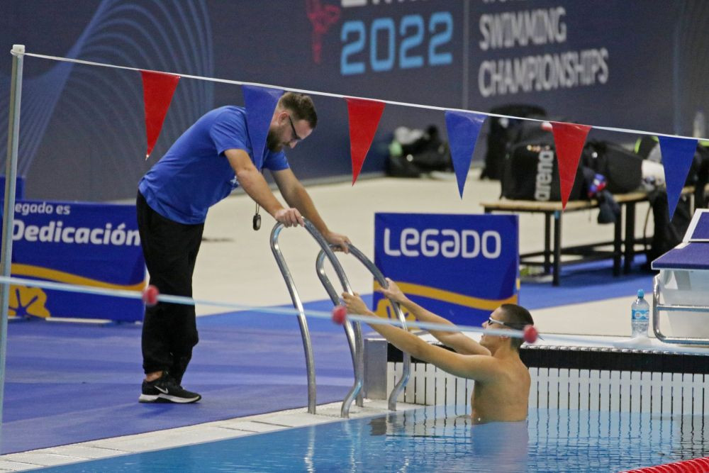 Premierul Ciucă a reacționat după aurul cucerit de ștafeta de 4x100 m liber la CM de juniori din Lima (LIVE pe VOYO)_5