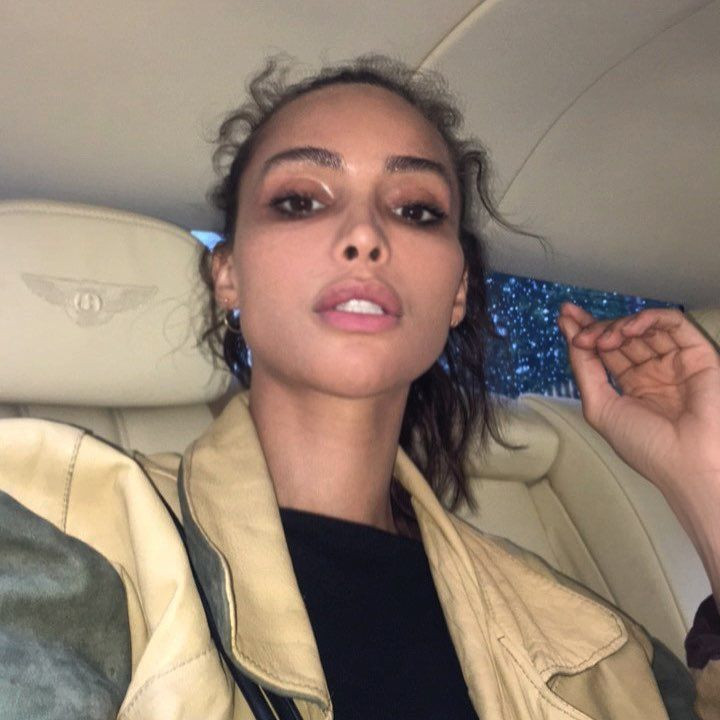 Mbappe a spart bariera! Starul lui PSG, surprins în ipostaze tandre cu un model transgender_4