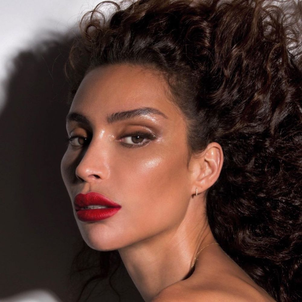 Mbappe a spart bariera! Starul lui PSG, surprins în ipostaze tandre cu un model transgender_16