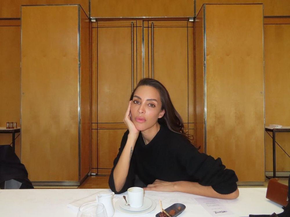 Mbappe a spart bariera! Starul lui PSG, surprins în ipostaze tandre cu un model transgender_23