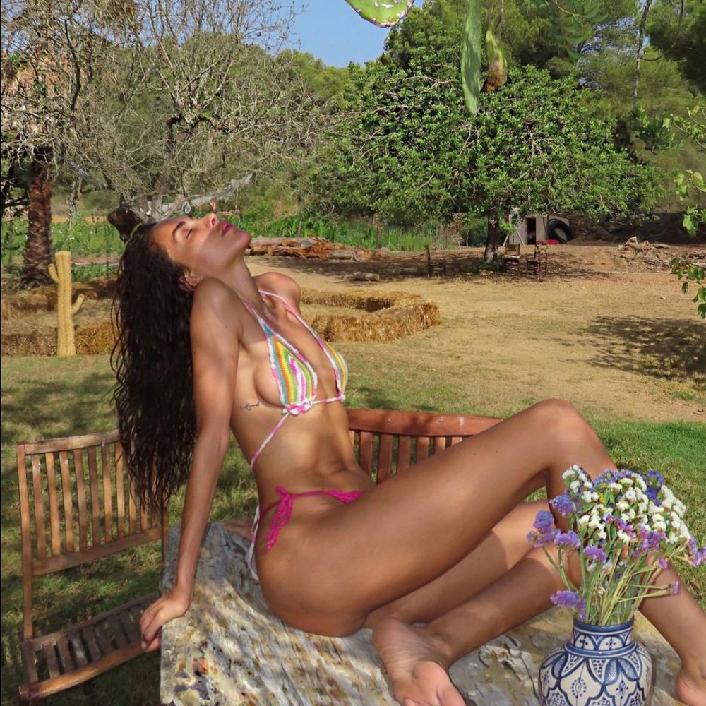 Mbappe a spart bariera! Starul lui PSG, surprins în ipostaze tandre cu un model transgender_28