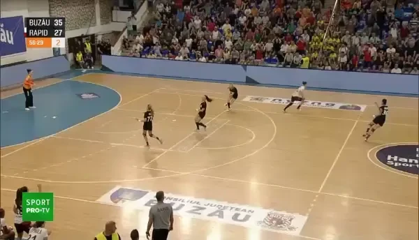 Gloria Buzău - Rapid 36-29 (18-14), &icirc;n Liga Națională de handbal feminin