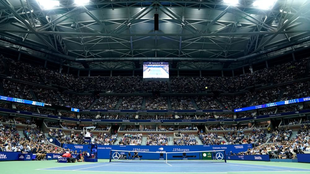 New York, orașul care nu tace niciodată. Jucătorii se plâng la US Open de miros de iarbă, trenuri, sirene, spectatori vorbăreți_9