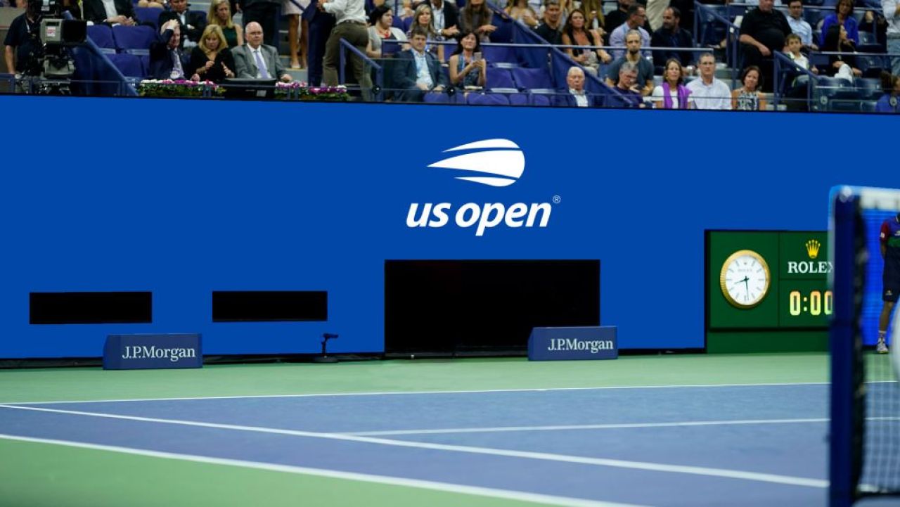 New York, orașul care nu tace niciodată. Jucătorii se plâng la US Open de miros de iarbă, trenuri, sirene, spectatori vorbăreți_10