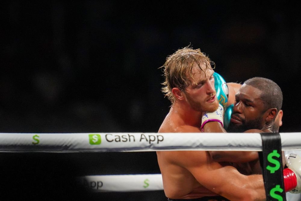 Boxerul YouTuber care nu a câștigat niciun meci în ring, dar s-a duelat cu Floyd Mayweather: „Sunt numărul unu! Dacă nu o cred eu, atunci cine?”_3