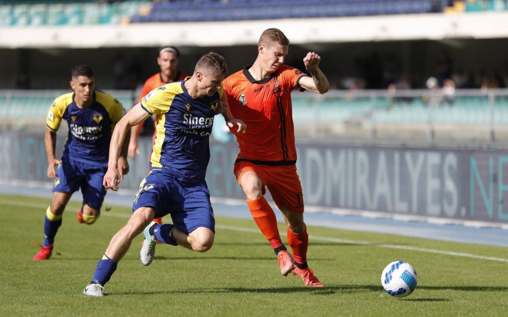 Podgoreanu, rom&acirc;nul din Serie A dorit de CFR Cluj și comparat cu Dzeko, s-a transferat la o echipă din grupele Champions League!