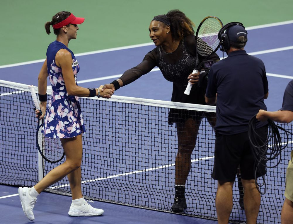 Două legende. Roger Federer, mesaj unic la retragerea Serenei Williams: &bdquo;Te țin minte din 1999, c&acirc;nd o băteai pe Martina Hingis&rdquo;