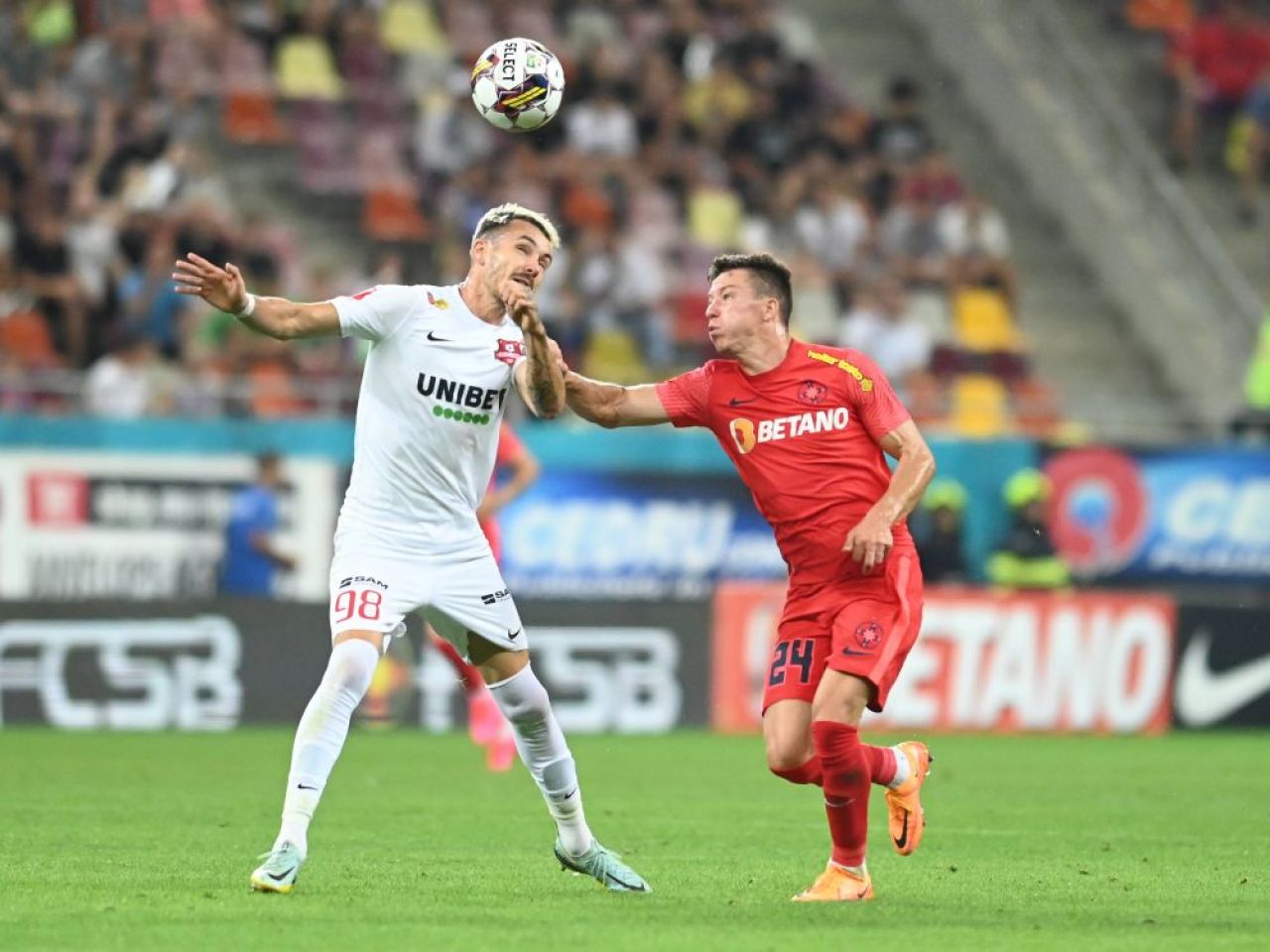 A plecat de la FCSB după doar 62 de minute! Unde a fost surprins Vadim Rață_7
