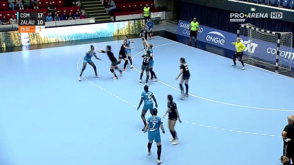 CSM București - HC Zalău 38-22.