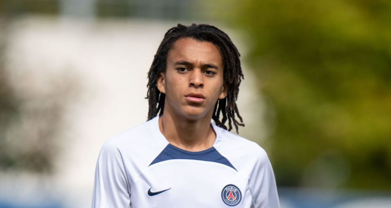 Cine este Ethan Mbappe? Fratele mai mic al lui Kylian care și-a făcut debutul european la PSG_5