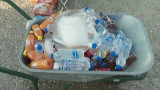 Semințe cărate cu roaba! Imagini rare din Kosovo, înainte de Ballkani - CFR Cluj_9